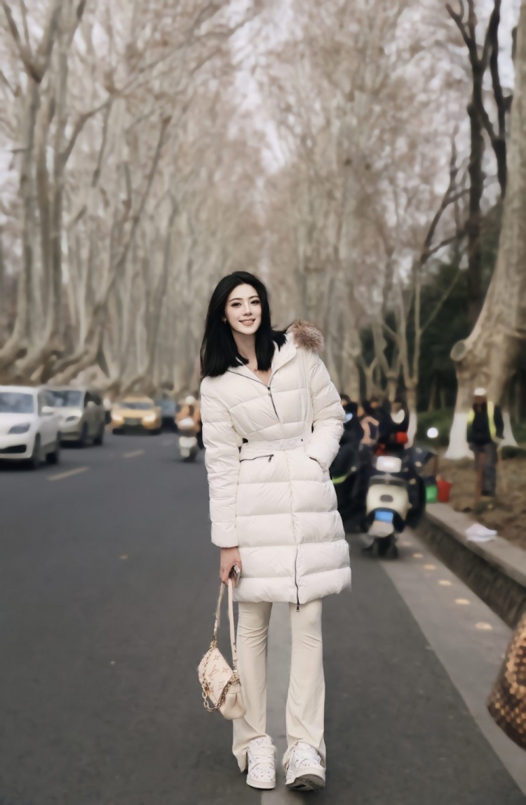  煙雨下江南！卓識游南京：卿言一句梧桐美 吾種梧桐滿京城