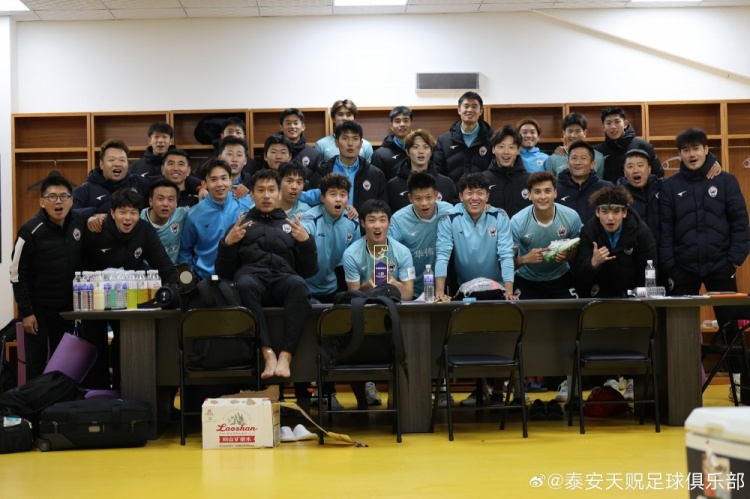  苑維瑋帶隊首秀告捷，泰安天貺足協(xié)杯5-1大勝青島五月的風
