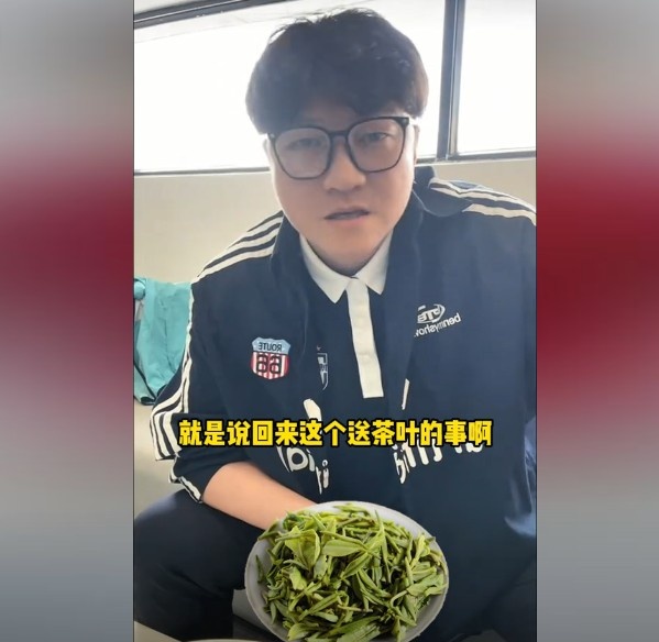  趙鵬：不太清楚賈秀全要球員買茶葉的段子，但這在現(xiàn)實中也正常