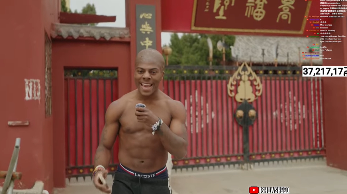  光頭造型！Speed中國(guó)行來(lái)到鄭州少林寺，上香拜佛學(xué)功夫